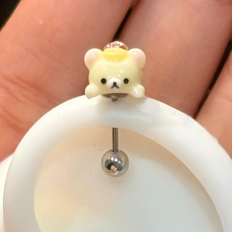 Body Jewelry Lot - かわいいリラックマスタッドピアスチタン鋼漫画リラックスベアピアスジュエリー耳たぶ軟骨用女の子女性日常着用
