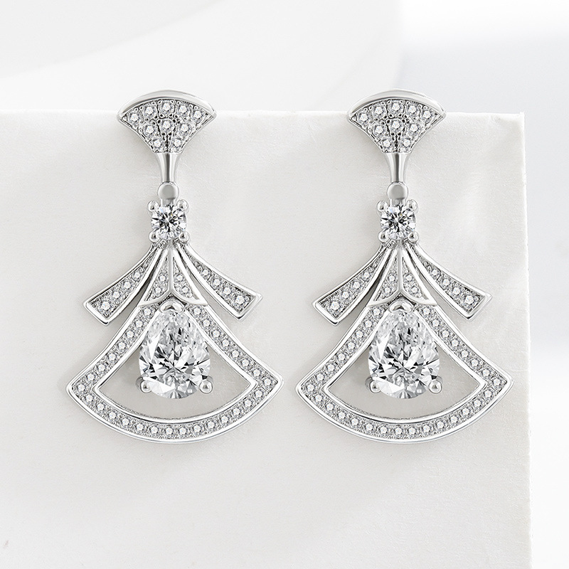 絶妙なダイヤモンドがちりばめられた扇形の925スターリングシ - Body Jewelry Lot のレビューと価格